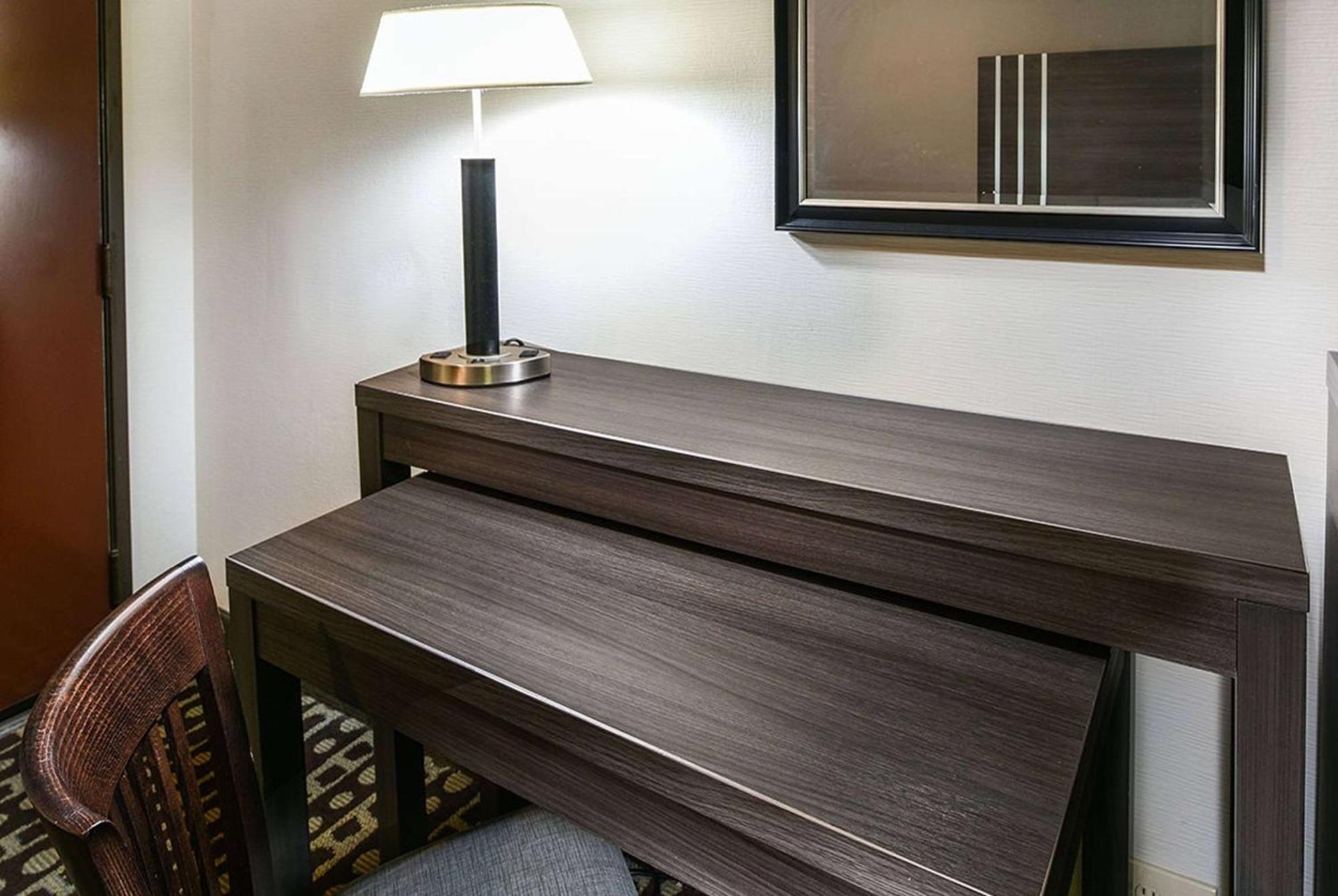 Travelodge By Wyndham Commerce Los Angeles Area Ngoại thất bức ảnh
